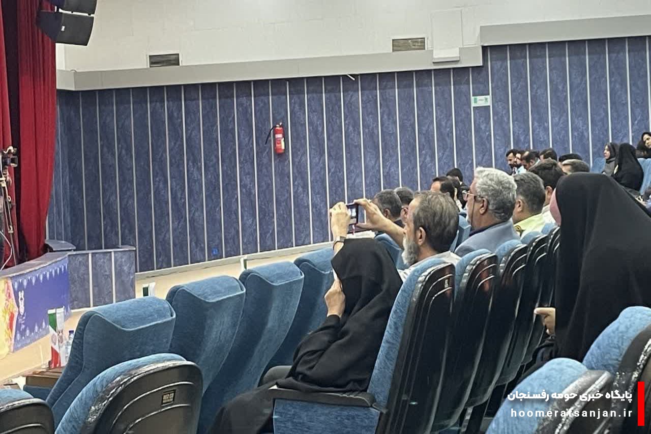 صندلی‌های خالی، مخاطب مطالبات خبرنگاران رفسنجان و انار!